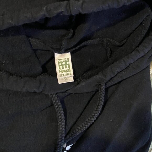 "Outdoorsy" 100% Organic Cotton Black Hoodie Size Medium - Picture 4 of 5
